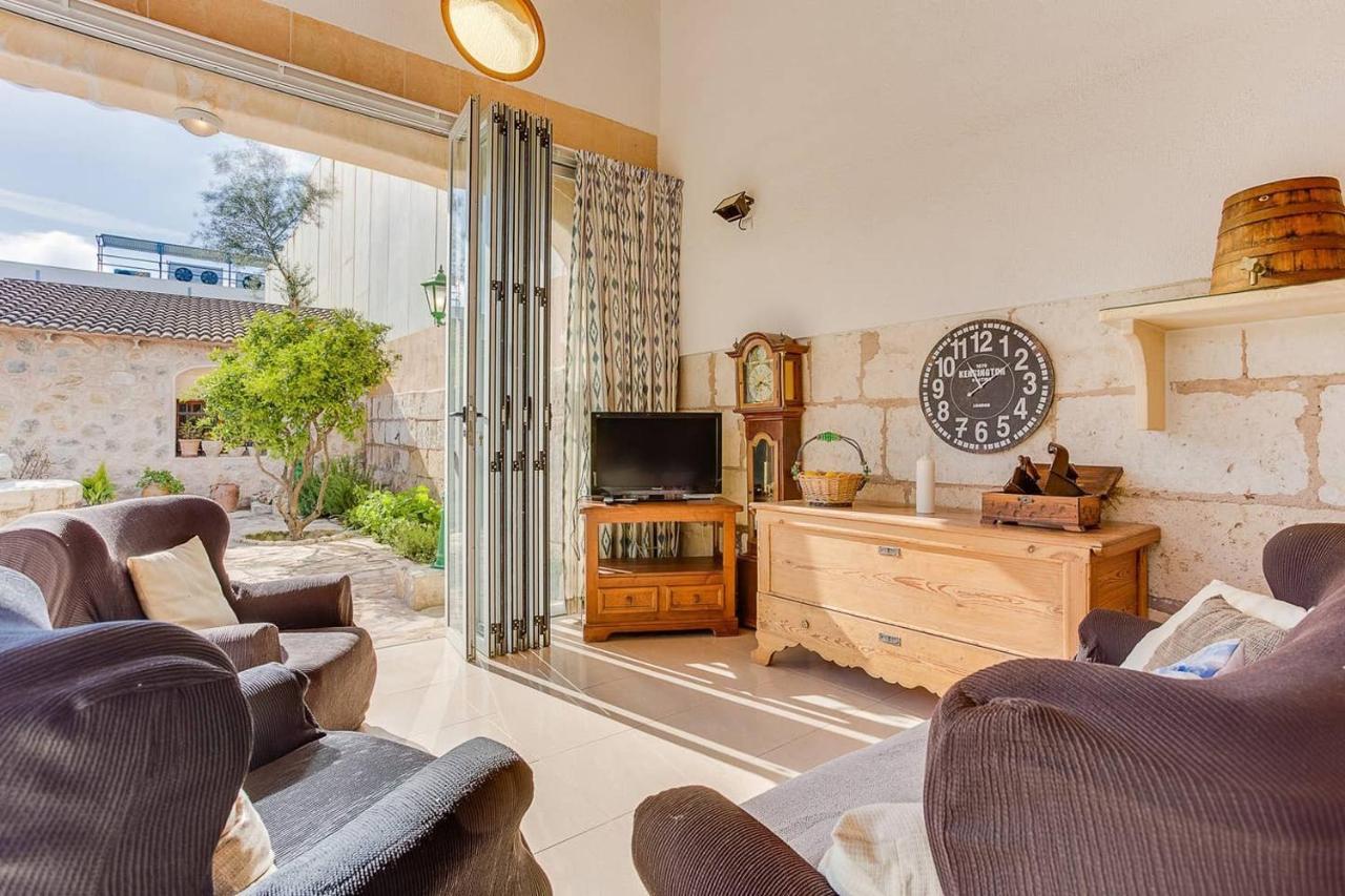 Ca Na Pessina,con piscina privada Sa Pobla Exterior foto